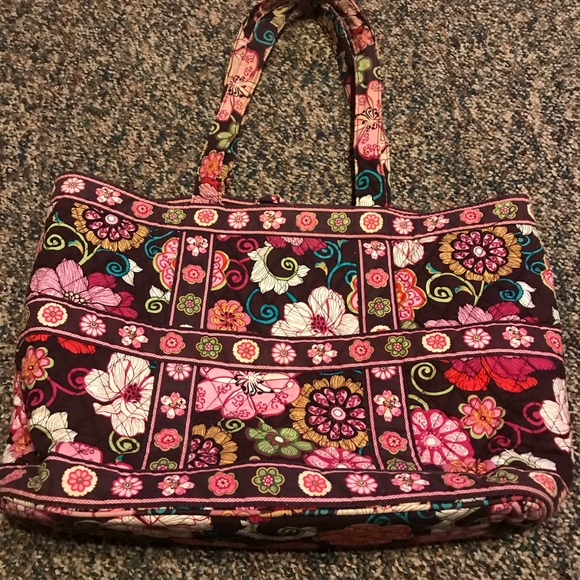 Vera Bradley Handbags - Vera Bradley Tote 🌸